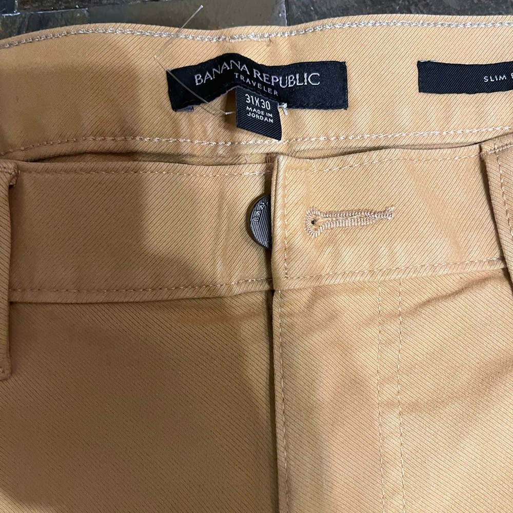 Banana Republic Men's Mustard Slim Traveler Pants 31x30 - Picture 2 of 6